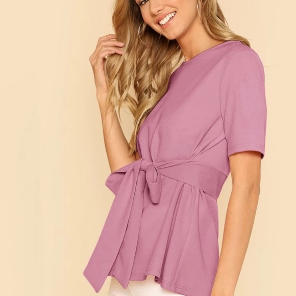 Keyhole Back Self Belted Mauve Top - Picture 3 of 5